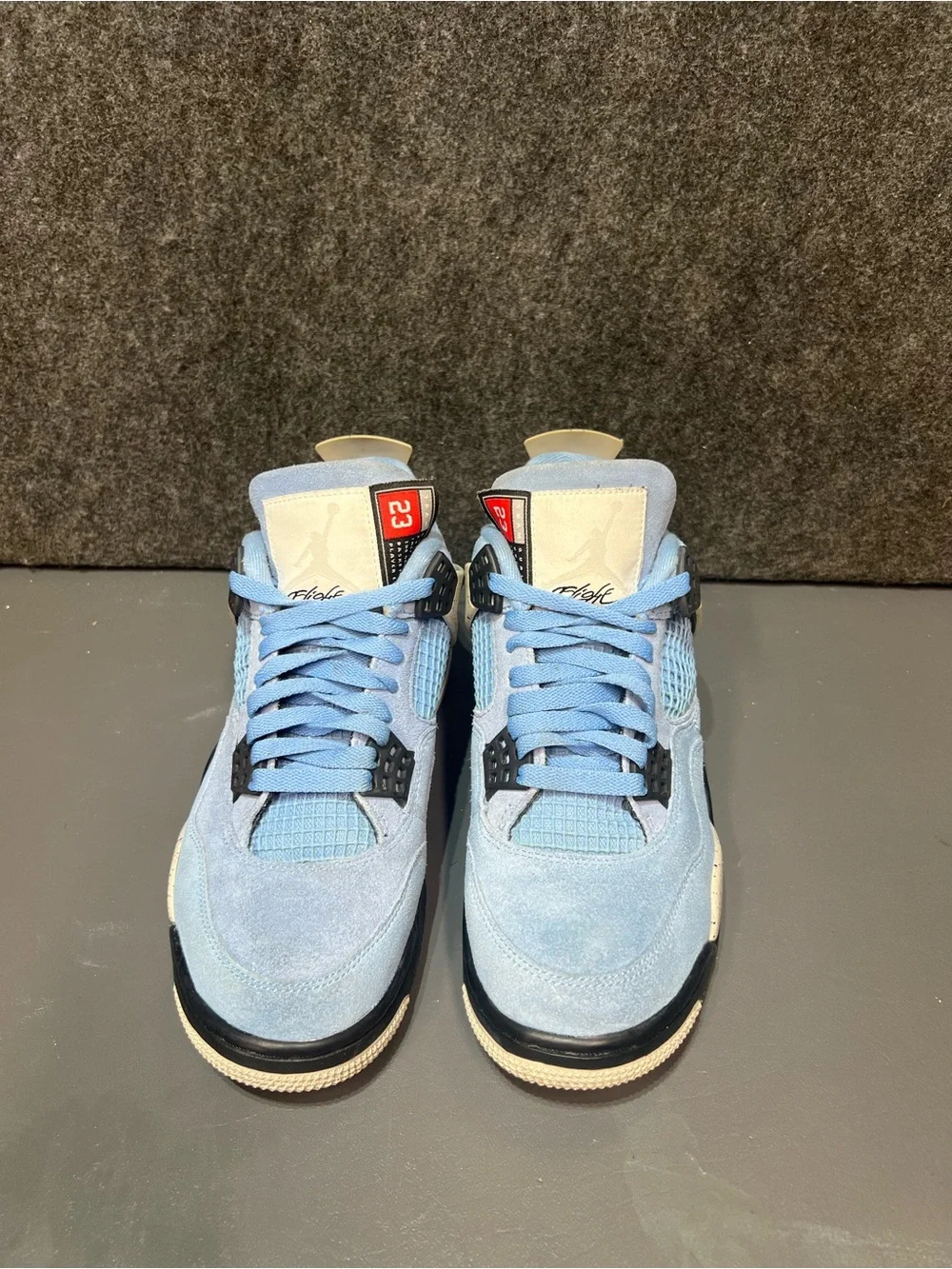 Air Jordan 4 Retro University Blue (GS) Men’s Size 8